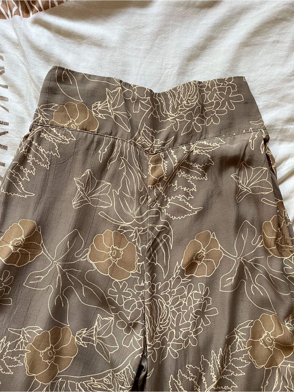 WAIWAOLANI La’i Pant in Makahiki Brown